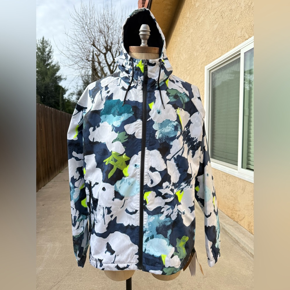 Men’s size XXL The North Face Novelty Rain Hood - White Blue NWT